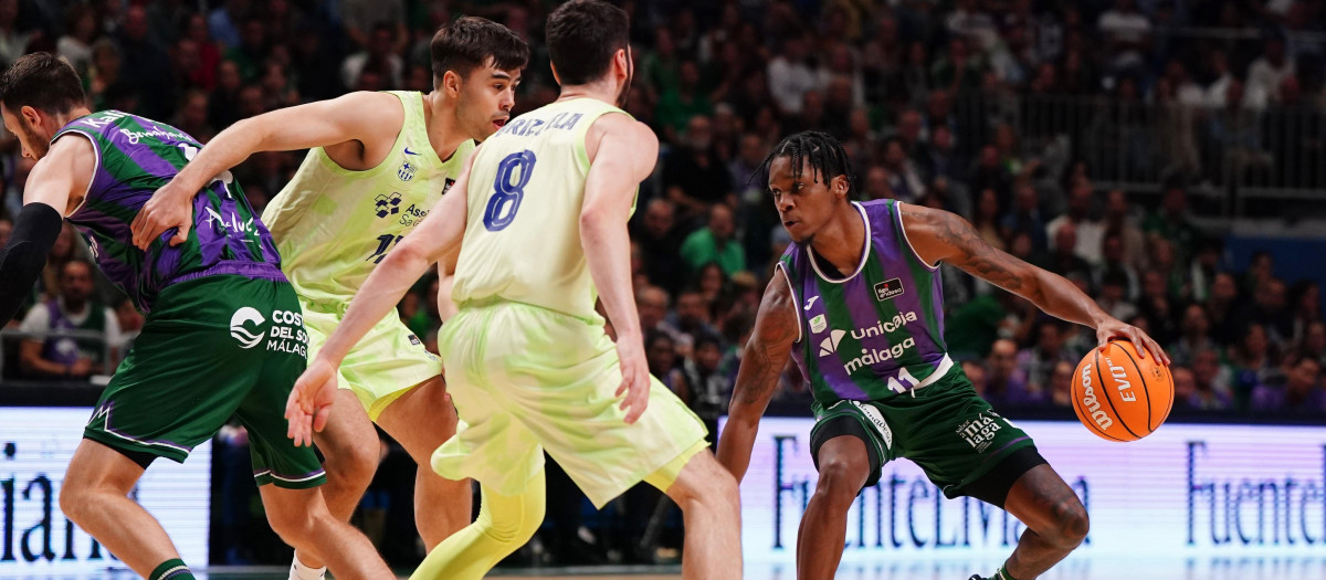 Unicaja de Málaga venció por 103-96 al Barcelona en el Martín Carpena