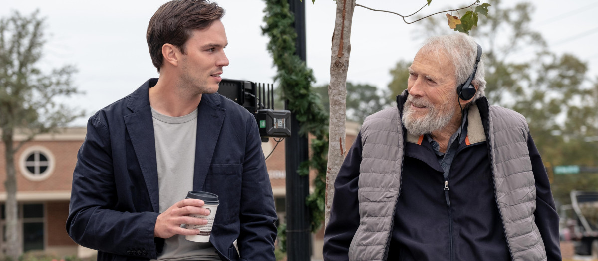 Nicholas Hoult y Clint Eastwood, en el rodaje de Jurado Nº 2