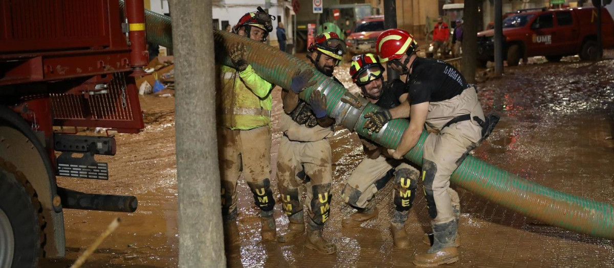 Los militares de la UME han estado trabajando toda la noche