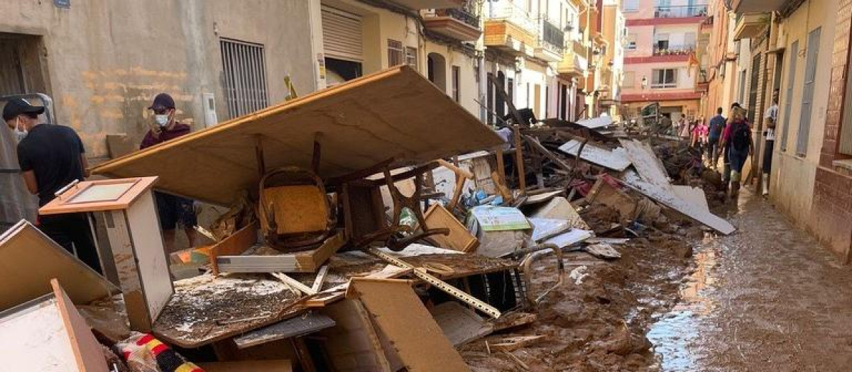 Una de las calles de Paiporta, Valencia