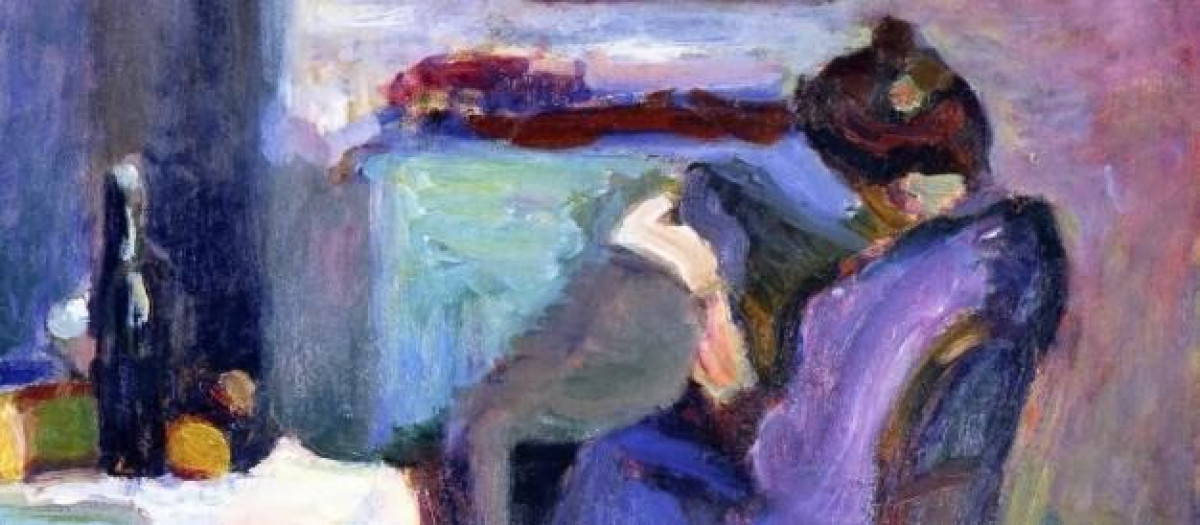 Mujer leyendo con vestido violeta de Matisse