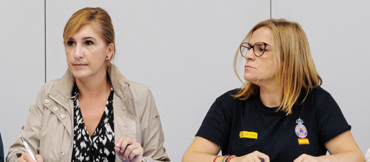 Salomé Paradas, a la izquierda, y Pilar Bernabé