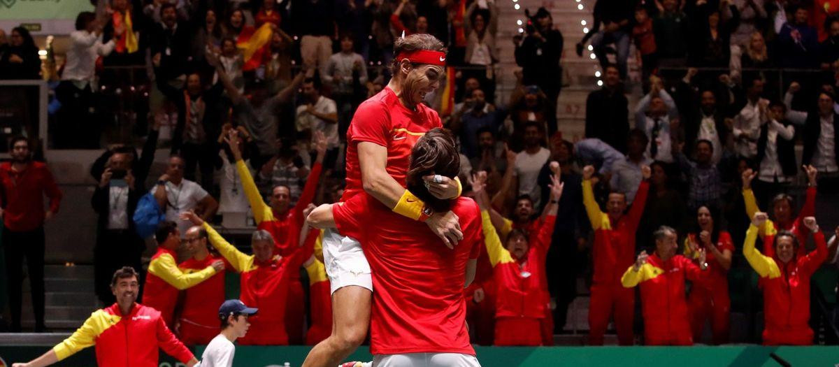 Rafa Nadal y Feliciano López, en la Copa Davis 2019