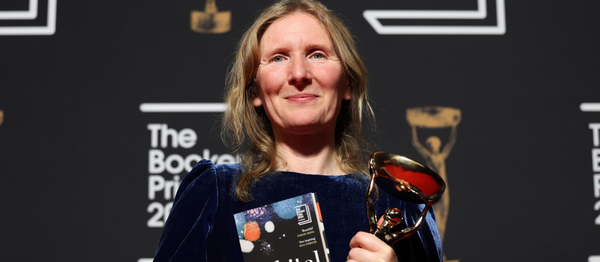 La escritora Samantha Harvey obtuvo el premio Booker por 'Orbital'