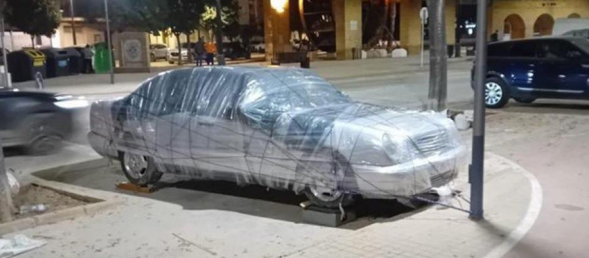 Completamente forrado en papel aislante