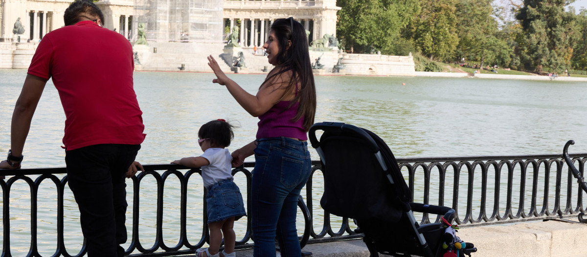 Familia en el Parque del Retiro