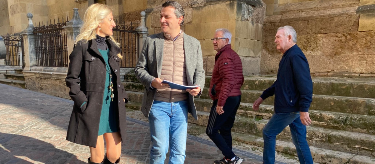 Lourdes Morales y José María Bellido