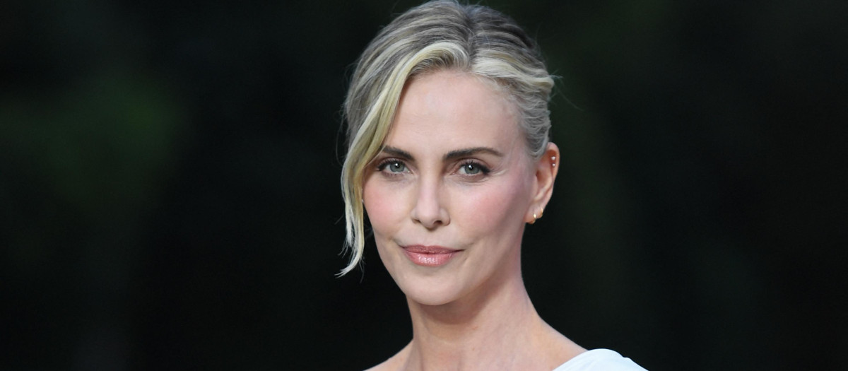 Christopher Nolan también ficha a Charlize Theron