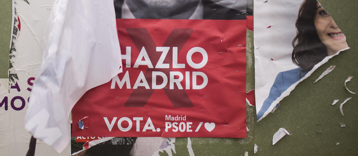 Un cartel electoral del PSOE-M para las elecciones a la Asamblea de Madrid en 2021