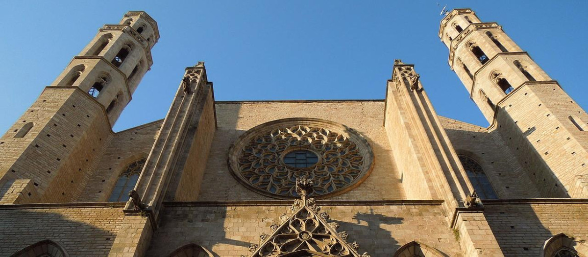Fachada de la Basílica de Santa María del Mar, en Barcelona