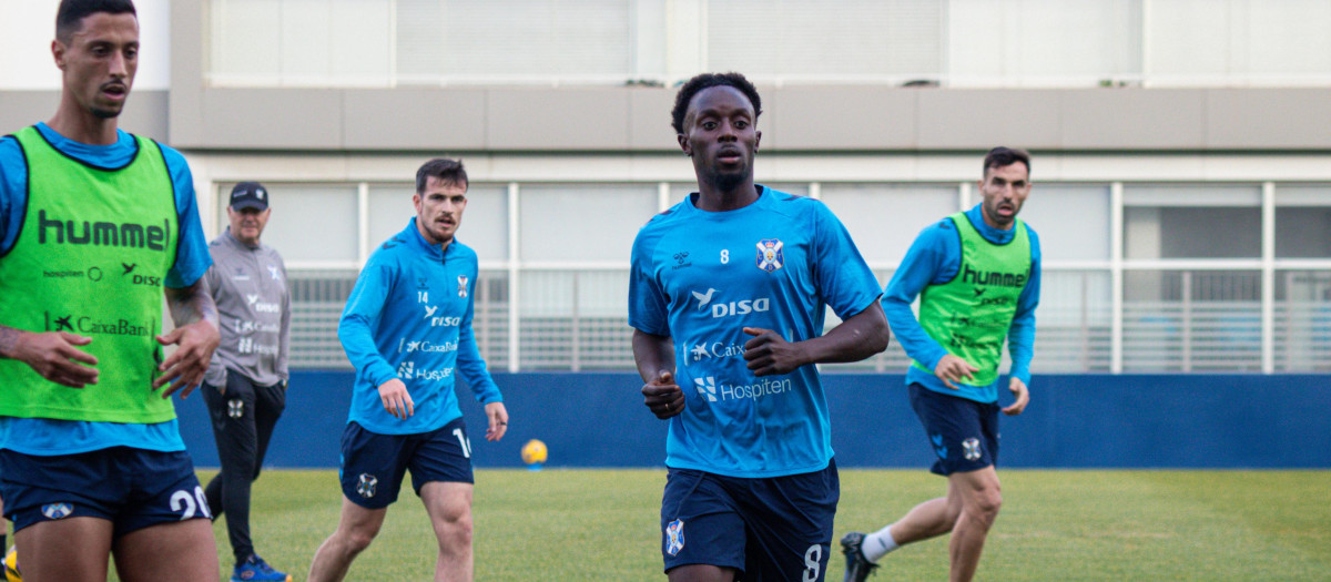 Diarrá volverá a El Arcángel con la elástica del Tenerife