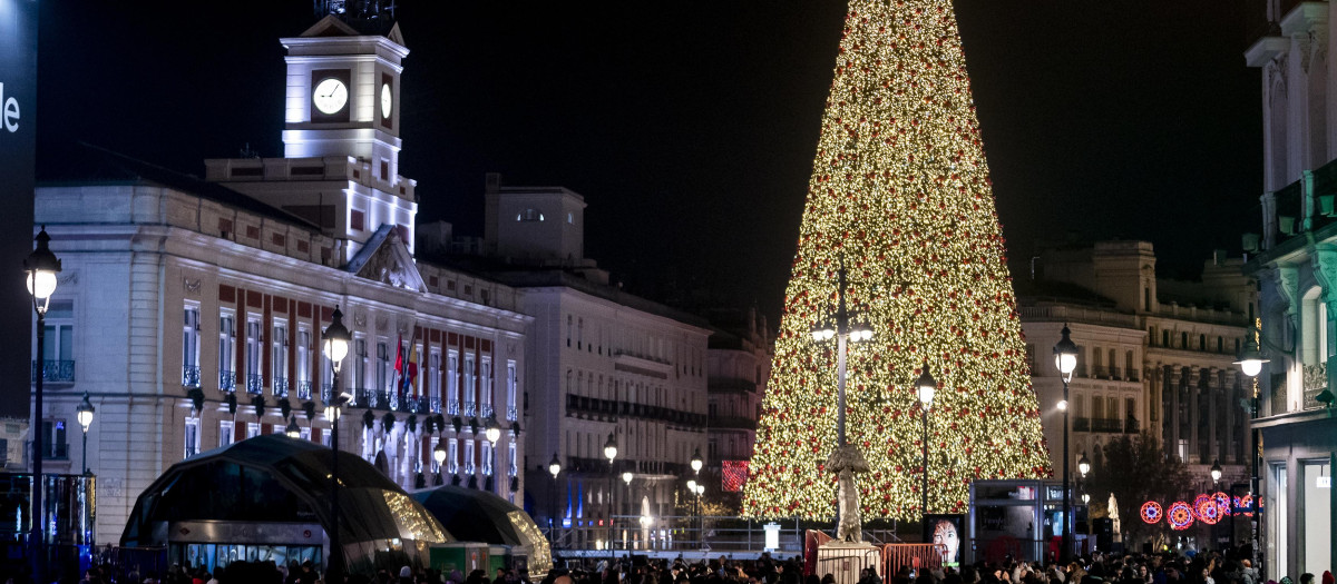 Árbol de Navidad en la Puerta del Sol