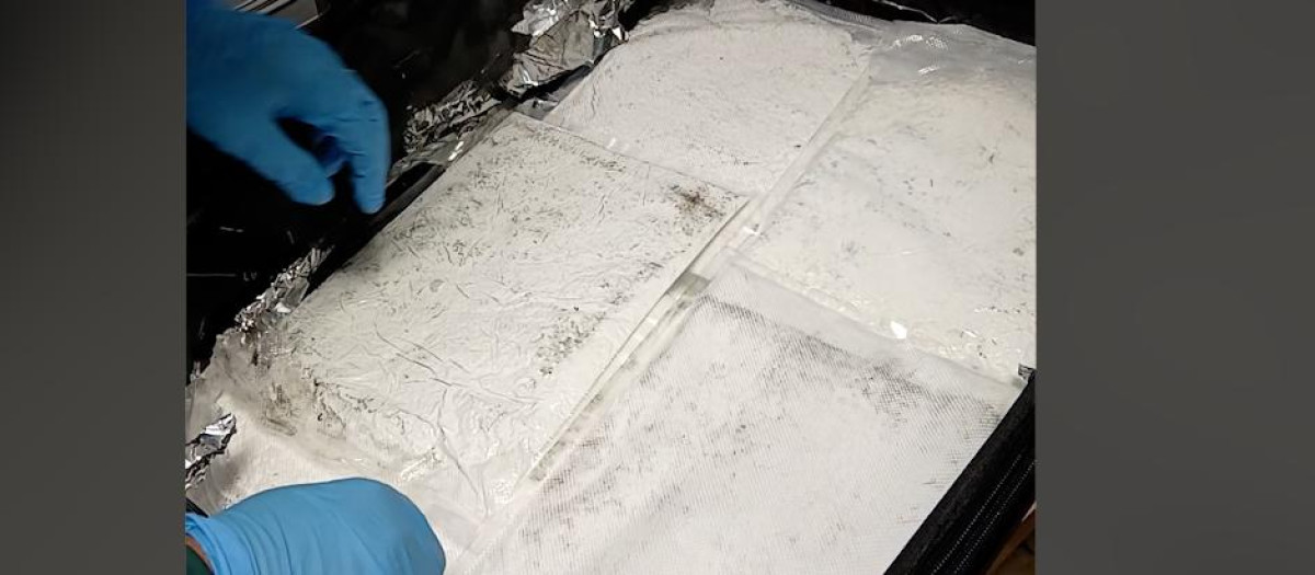 Imagen de parte de la droga incautada por la Guardia Civil en el aeropuerto de Valencia