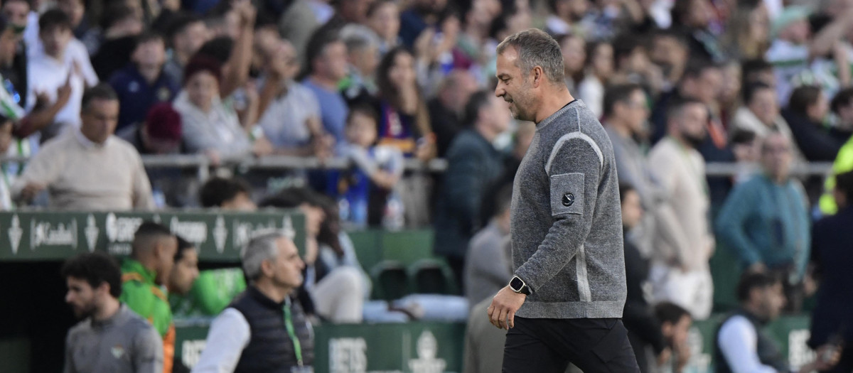 Hansi Flick se marchó expulsado del partido ante el Betis