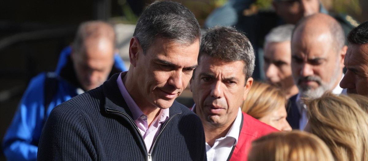 Pedro Sánchez y Carlos Mazón, tras una reunión del CECOPI por la dana de Valencia