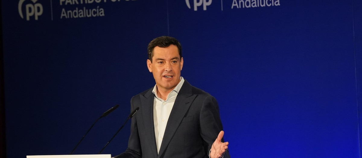 El presidente del PP de Andalucía, Juanma Moreno, preside la reunión de la Junta Directiva Autonómica del partido