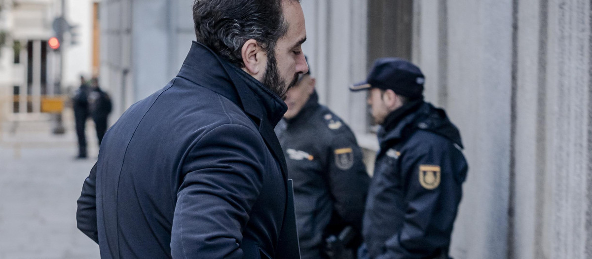 El empresario Víctor de Aldama a su llegada a declarar en el Tribunal Supremo
