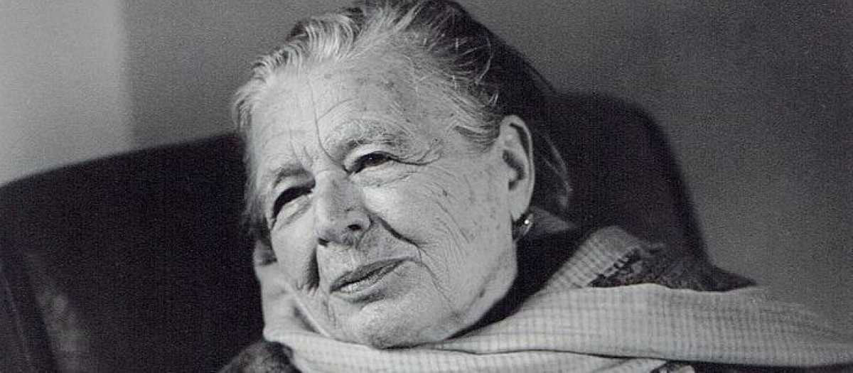 La escritora Marguerite Yourcenar