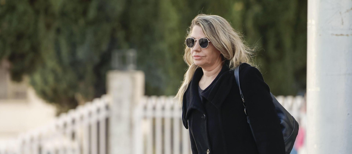 La asesora de Moncloa, Cristina Álvarez a su salida de los juzgados de Plaza Castilla