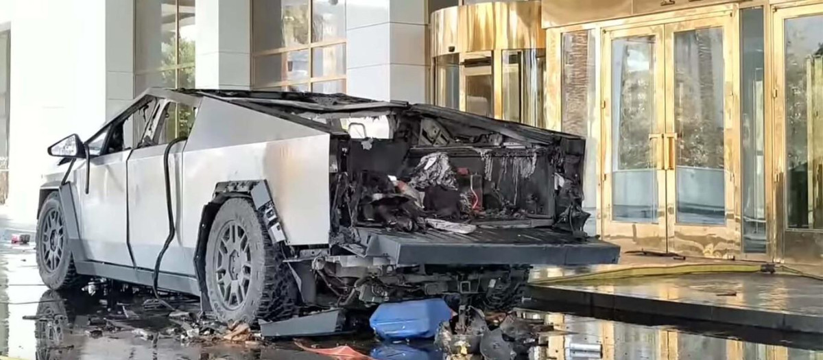 El estado en el que quedó el Tesla tras la explosión