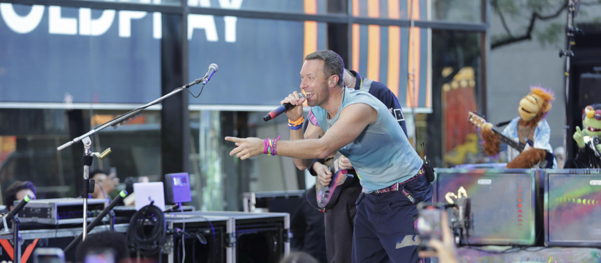 Chris Martin, líder de Coldplay, en concierto