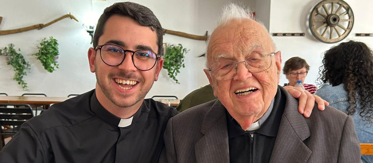El sacerdote más joven y el más anciano de Menorca: Jaume Denclar y Guillermo Pons