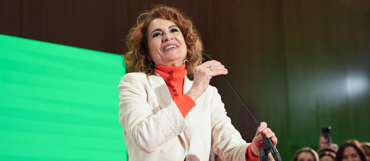 La ministra de Hacienda, María Jesús Montero, en la presentación de su precandidatura para liderar el PSOE-A