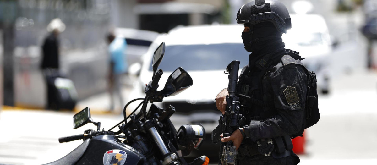 Un agente de la Policía Nacional de Panamá, en una imagen de archivo