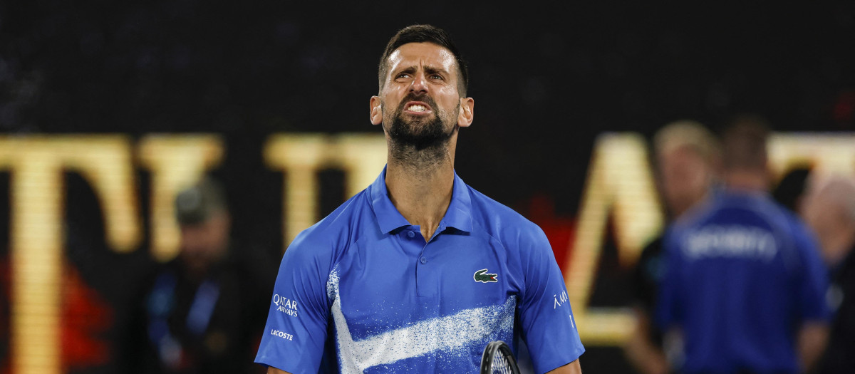Novak Djokovic celebra, con rabia, el triunfo de tercera ronda ante Tomas Machac