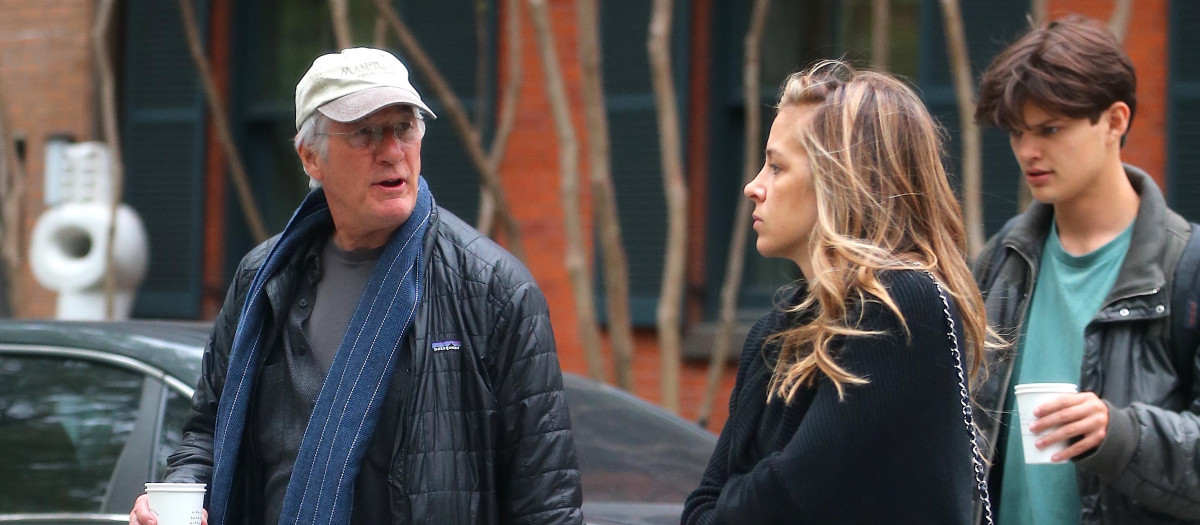 Richard Gere, junto a Alejandra Silva y su hijo Homer