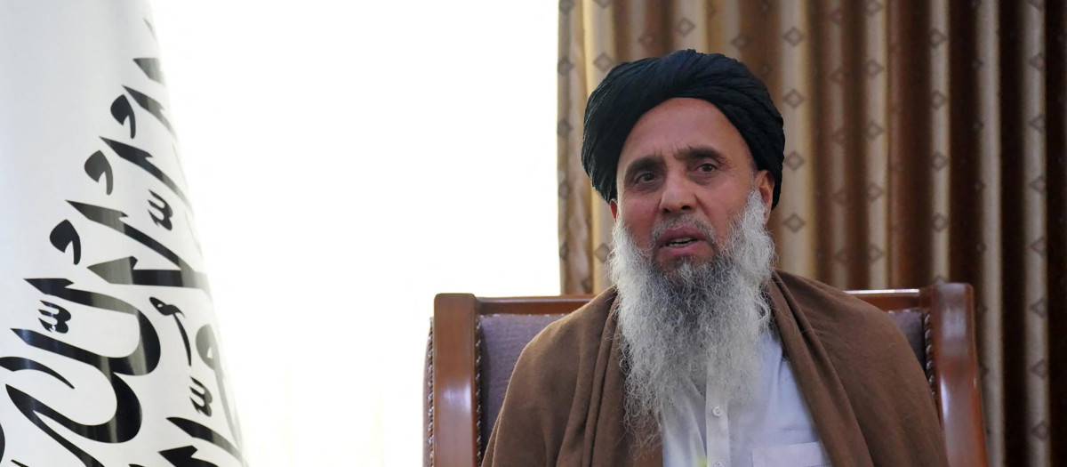 El Ministerio de Asuntos Exteriores de Afganistán, muestra al combatiente afgano Khan Mohamm