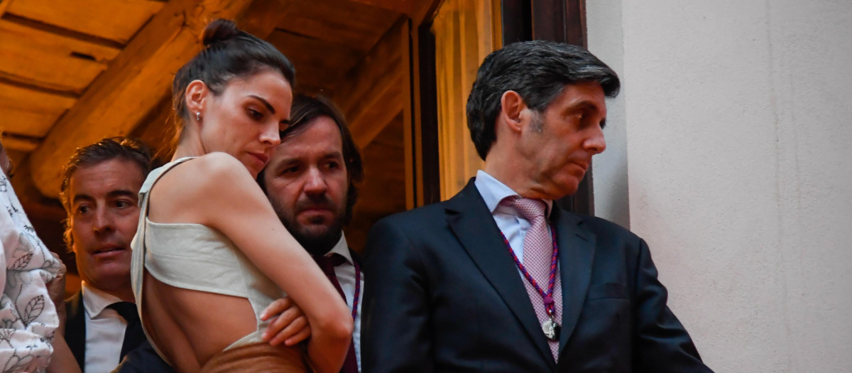 Actress Amaia Salamanca and Rosauro Varo with Jose Maria Alvarez Pallete during  Holy Week in Seville in Sevilla, 10 april 2022