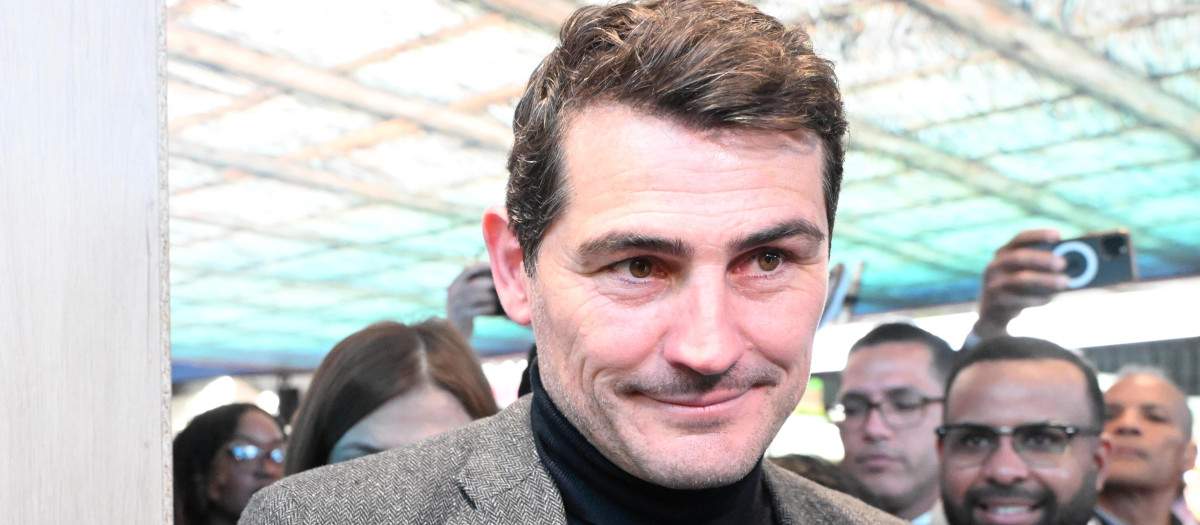 El mítico portero del Real Madrid y de la selección española, Iker Casillas, asiste a Fitur