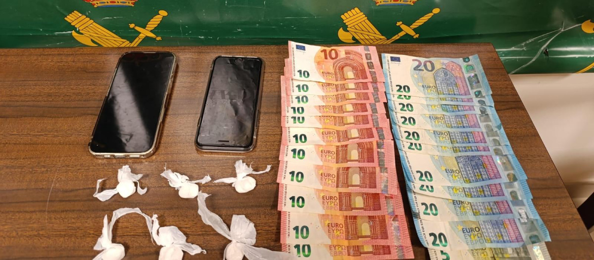 Efectos decomisados al detenido