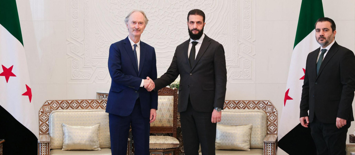 El enviado especial de la ONU para Siria, Geir Pedersen, junto al nuevo líder de ese país Ahmed al-Sharaa