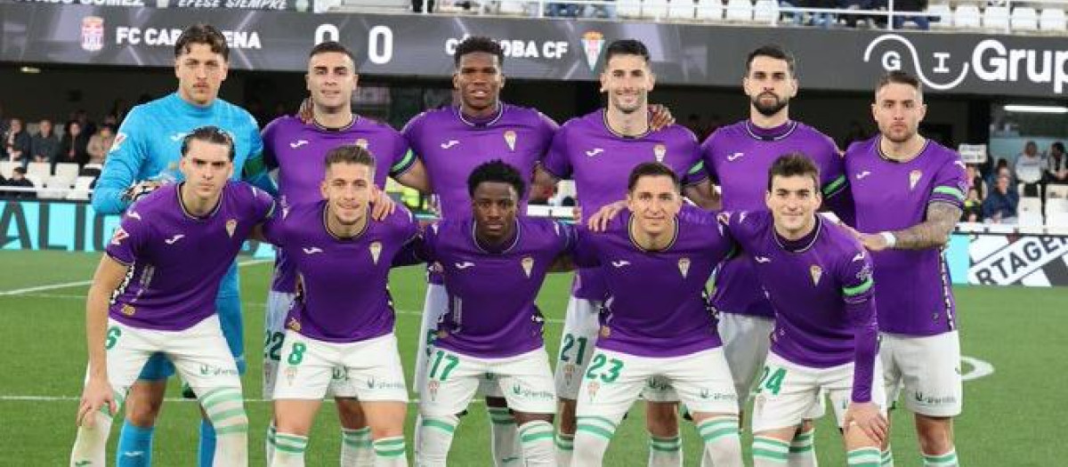 El once inicial del Córdoba CF en Cartagena