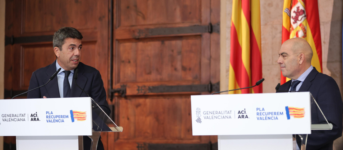 El presidente de la Generalitat, Carlos Mazón, y el presidente de la Asociación de Trabajadores Autónomos (ATA), Lorenzo Amor.