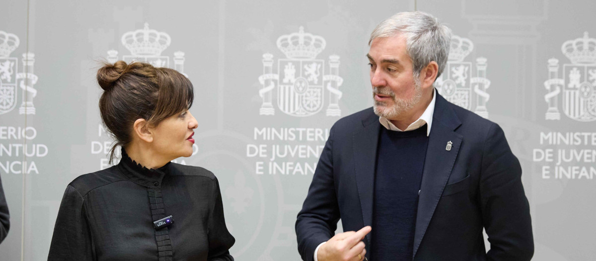 El Gobierno central y Canarias acuerdan el reparto de más de 4.000 menas