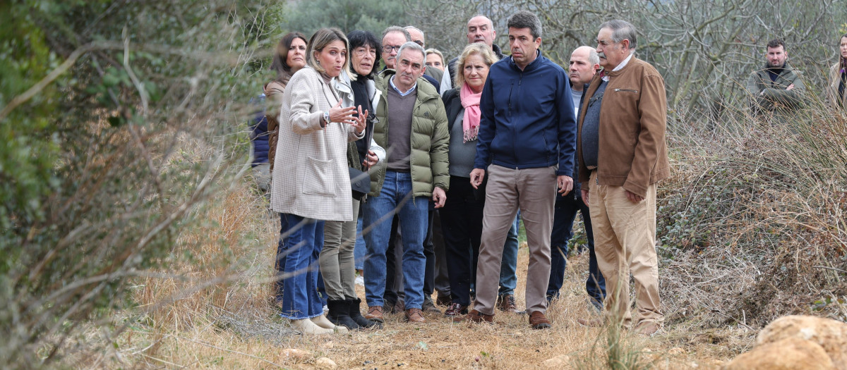 Carlos Mazón en su visita a las zonas afectadas por la dana en la provincia de Castellón