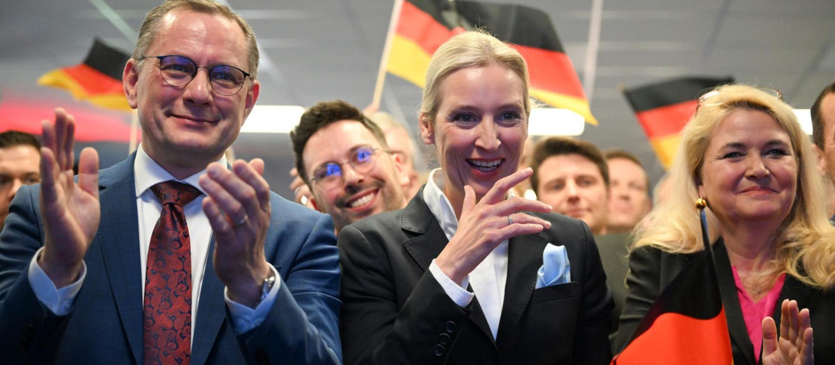 Alice Weidel ha demostrado que no está desesperada por cobrar la apuesta de Alternativa por Alemania (Afd). La segunda candidata más votada de las elecciones de ayer se resigna con ironía –y de momento– al cordón sanitario que le ha impuesto el conservador y triunfador de la noche, el democratacristiano, Friedrich Merz y el resto de las formaciones políticas.