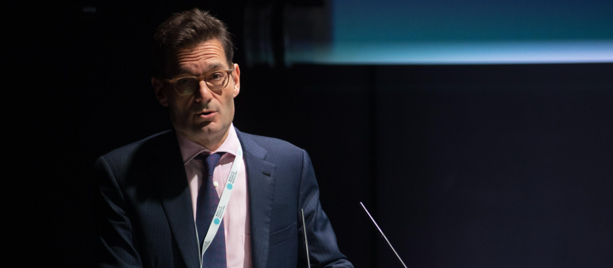 El presidente de Prisa y representante de Amber Capital en Indra, Joseph Oughourlian