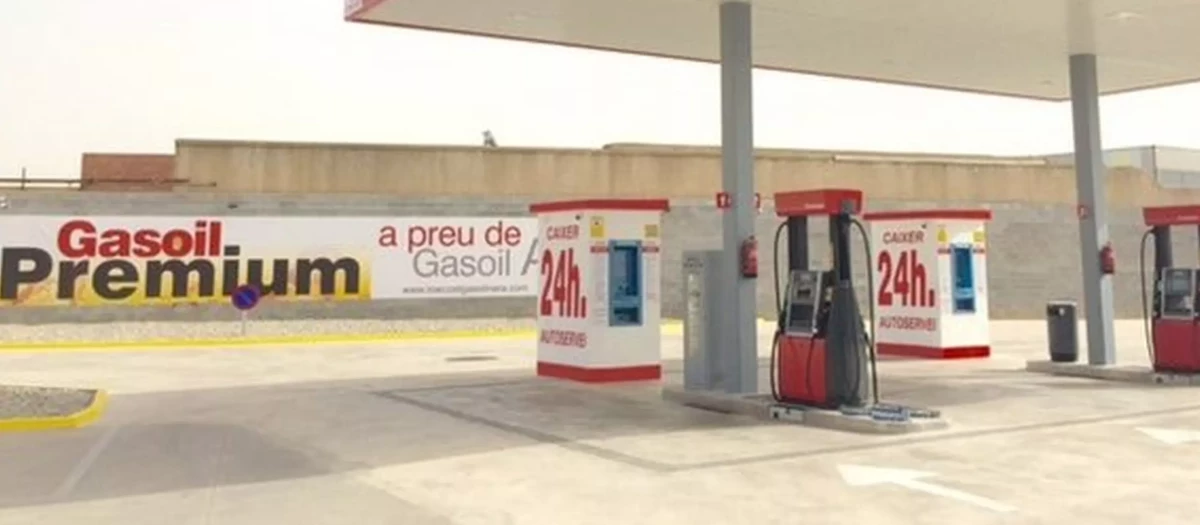 Las gasolineras low cost cada vez son más habituales