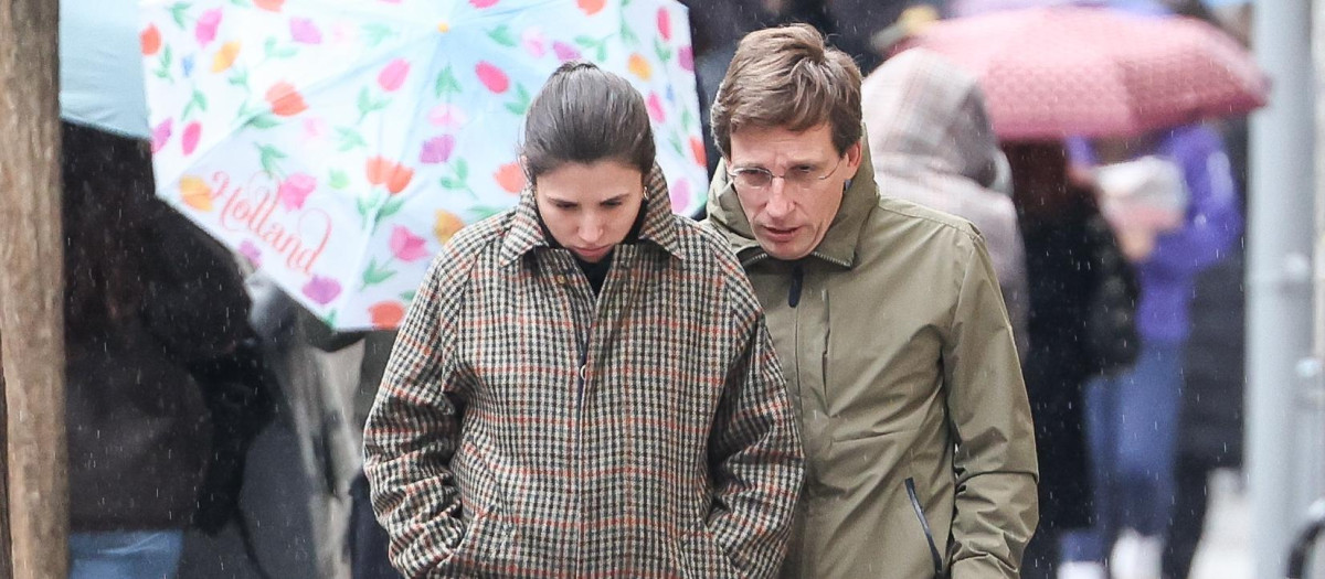 JOse Luis Martinez Almeida and Teresa Urquijo in Madrid, 1 march 025 *** Local Caption *** ******EXCLUSIVE**********
