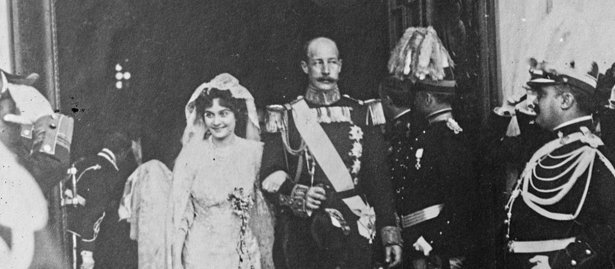 María y Jorge de Grecia , en su boda en Atenas (1907)