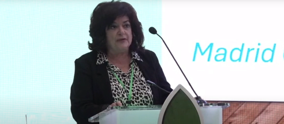 La doctora Vera durante su intervención