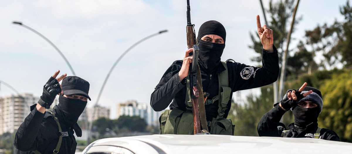 as fuerzas de seguridad leales al gobierno provisional sirio, en Latakia. 9 de marzo de 2025