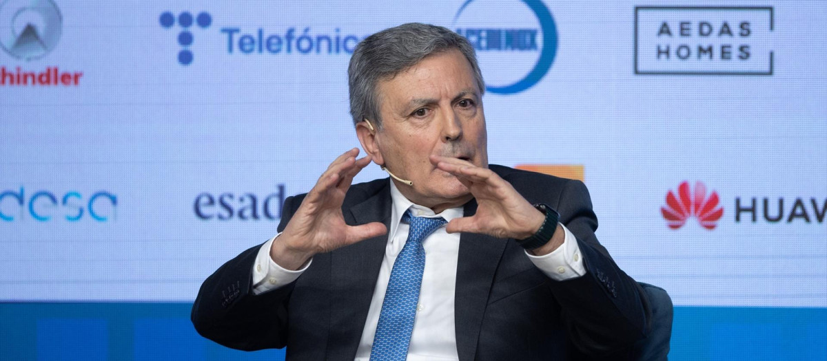 El presidente de Correos, Pedro Saura.