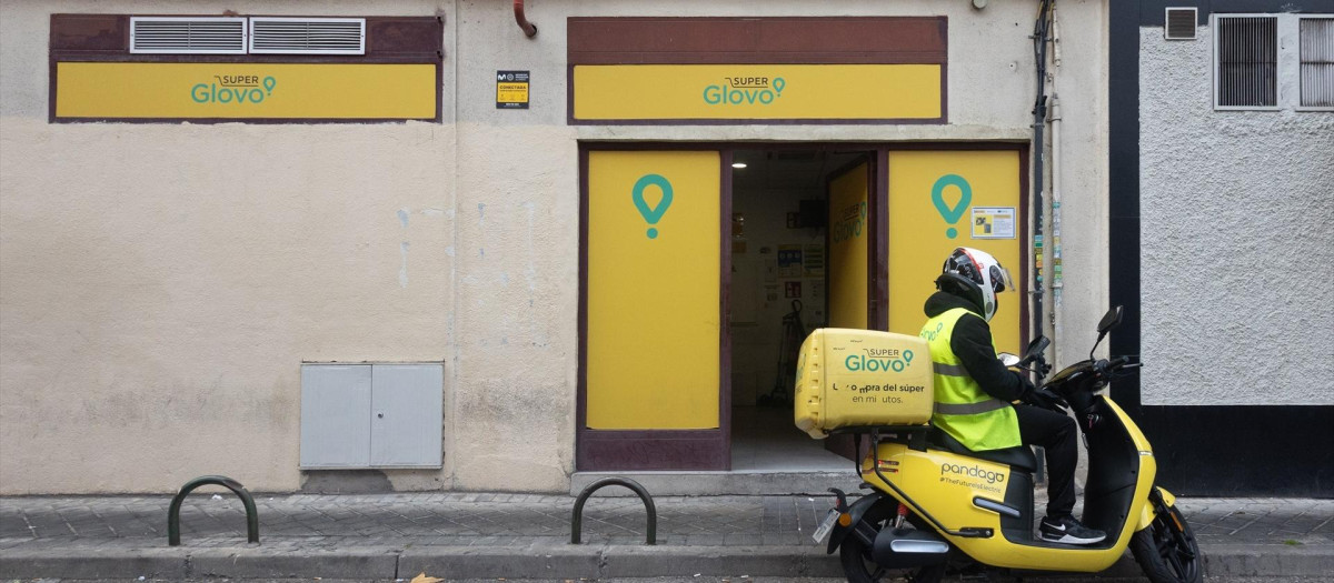 Un repartidor de Glovo en Madrid.