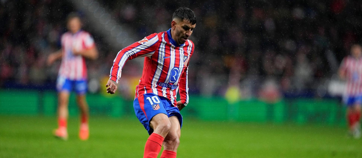 Ángel Correa, durante un partido de esta temporada