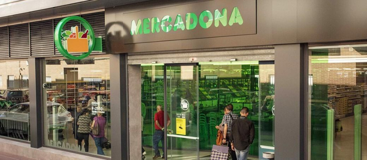 Puerta de entrada a un supermercado de Mercadona